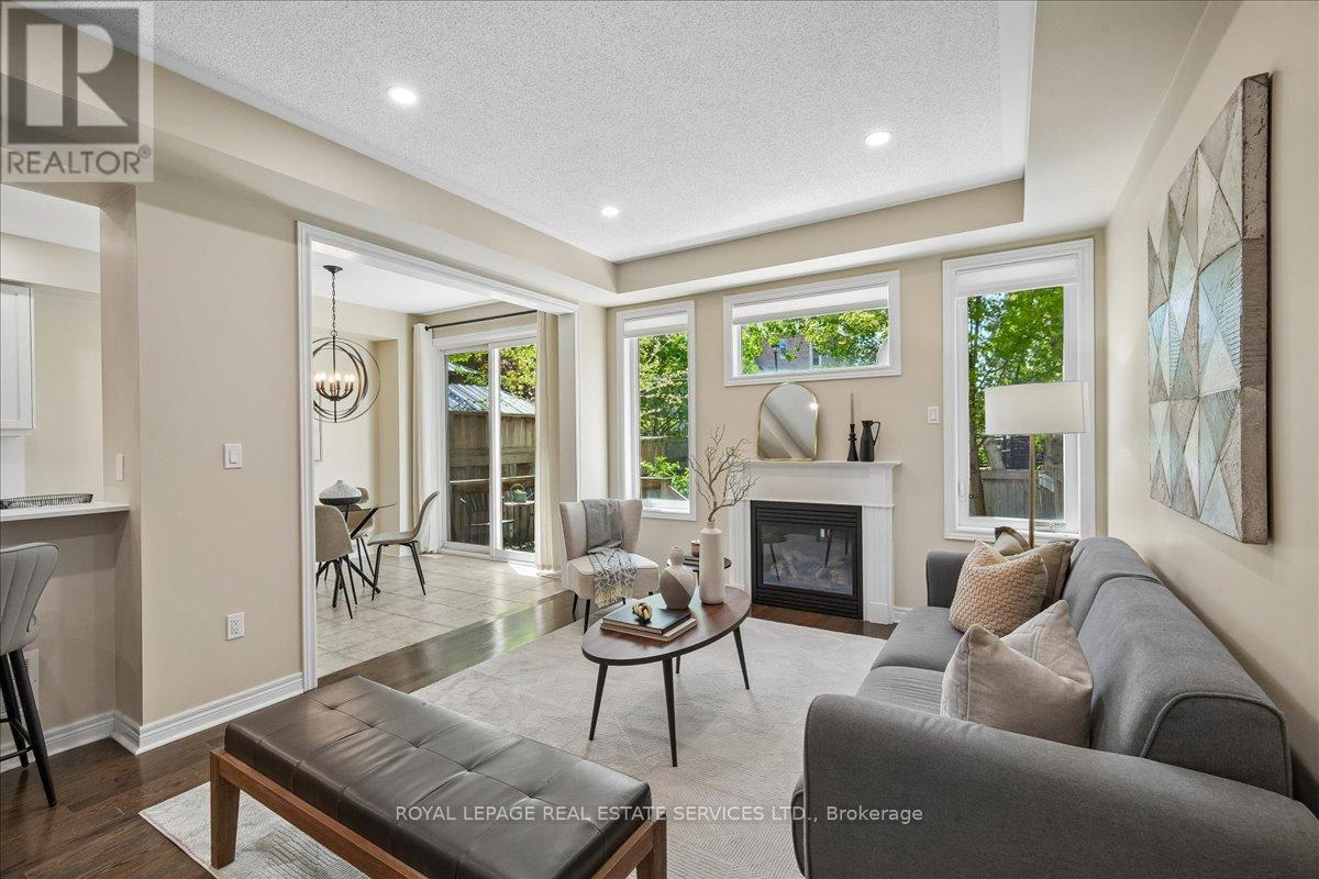 2020 Colonel William Parkway, Oakville, Ontario  L6M 0L9 - Photo 10 - W13236724