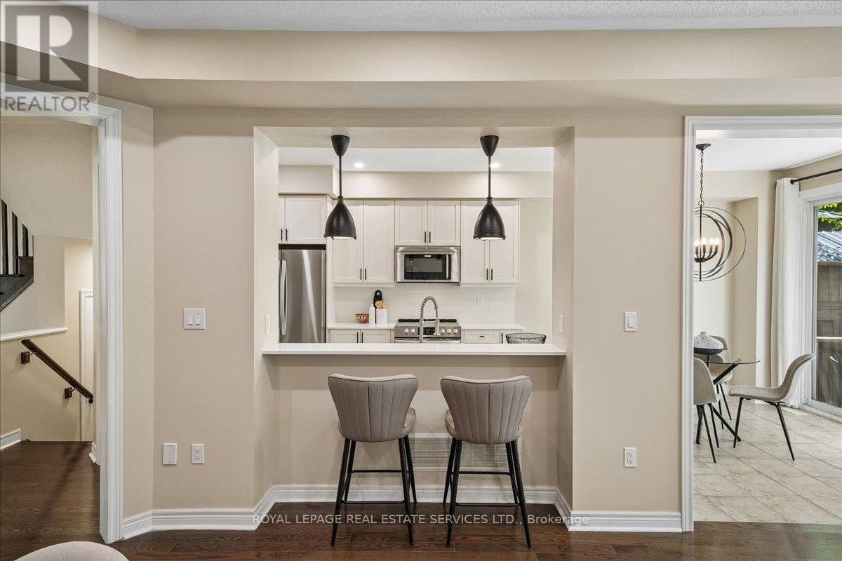 2020 Colonel William Parkway, Oakville, Ontario  L6M 0L9 - Photo 14 - W13236724