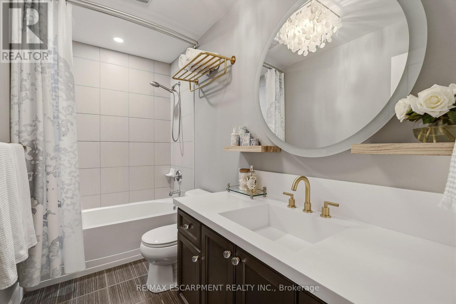 4 - 5056 New Street, Burlington, Ontario  L7L 0H4 - Photo 33 - W13236732