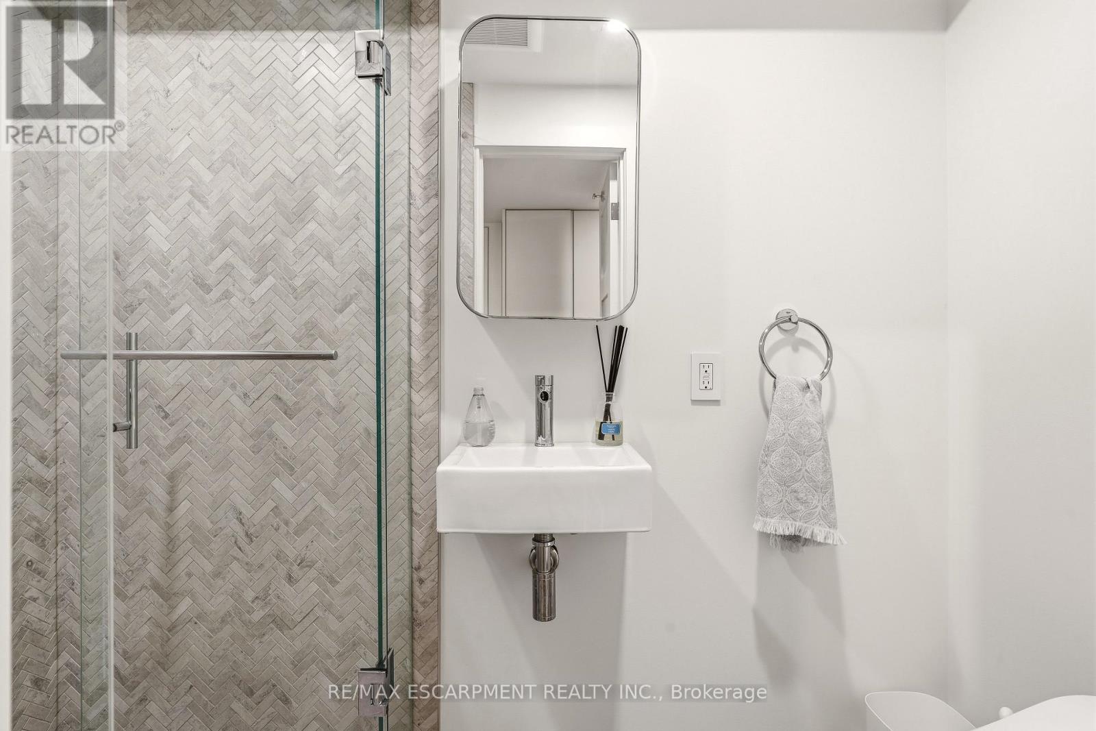 4 - 5056 New Street, Burlington, Ontario  L7L 0H4 - Photo 41 - W13236732