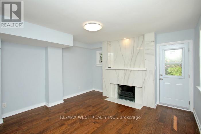 Upper Level - 420 Annette Street, Toronto, Ontario  M6P 1R9 - Photo 10 - W13236734