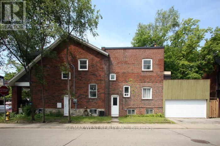 Upper Level - 420 Annette Street, Toronto, Ontario  M6P 1R9 - Photo 21 - W13236734
