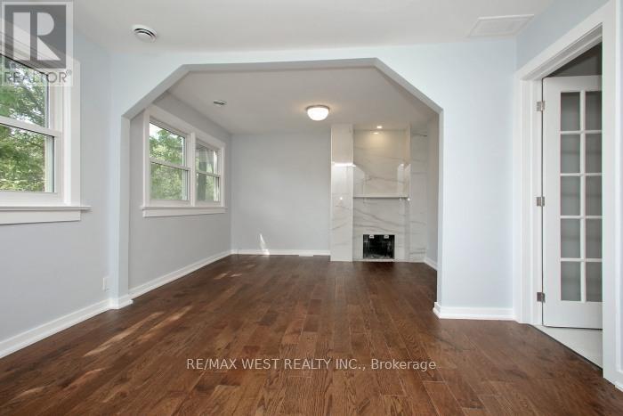 Upper Level - 420 Annette Street, Toronto, Ontario  M6P 1R9 - Photo 4 - W13236734