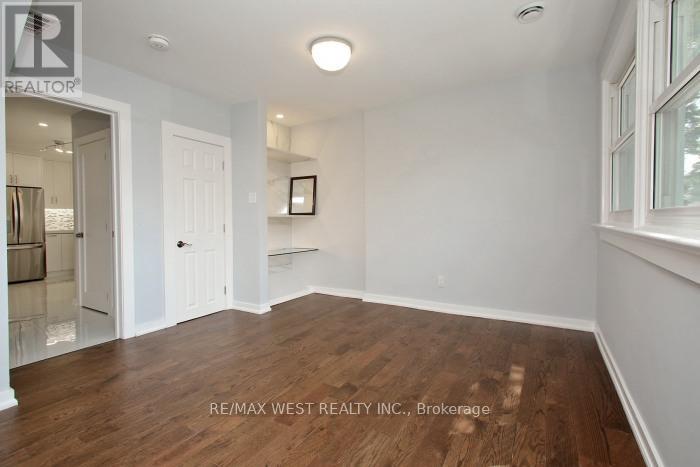 Upper Level - 420 Annette Street, Toronto, Ontario  M6P 1R9 - Photo 7 - W13236734