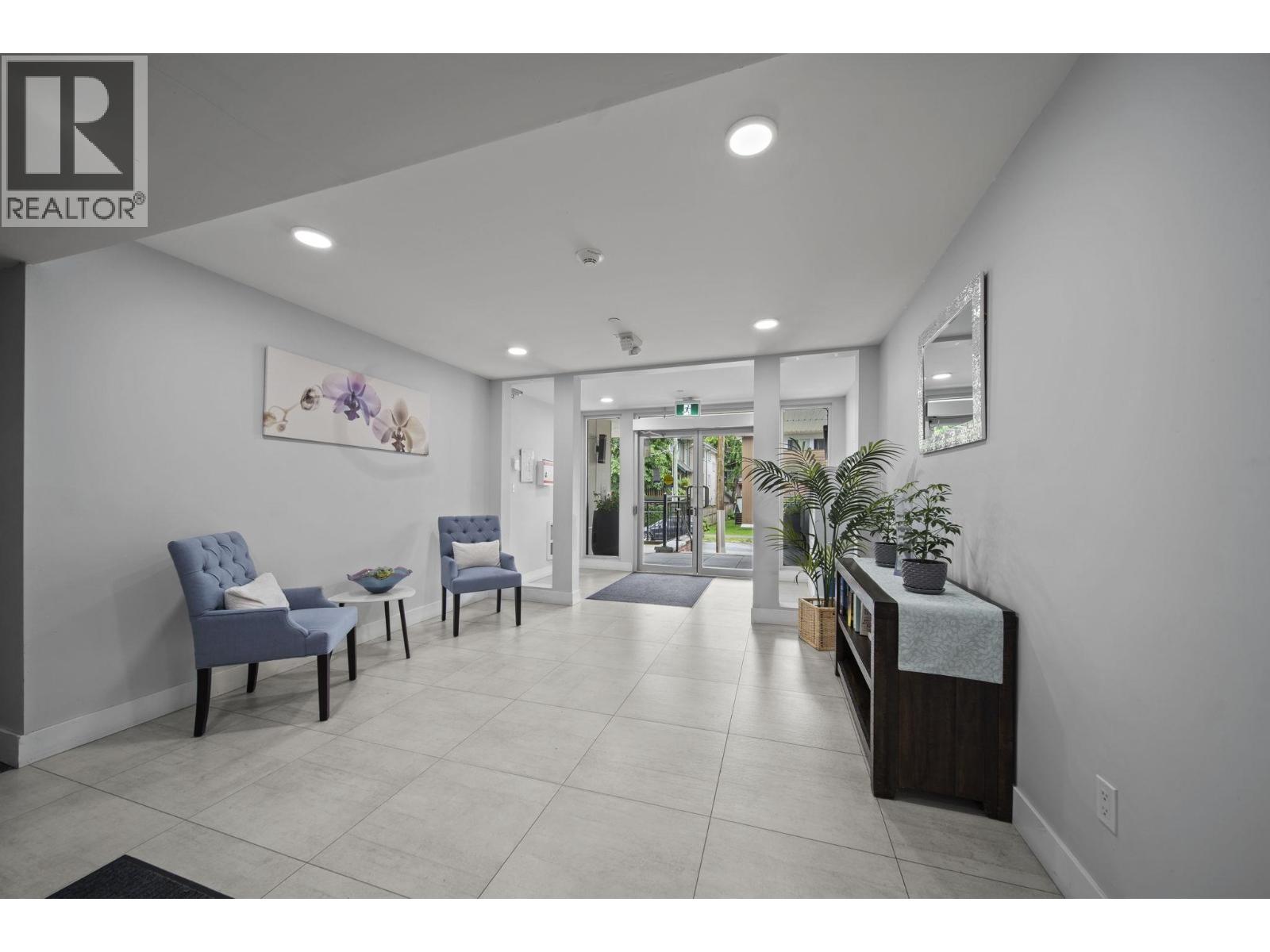 306 2229 Atkins Avenue, Port Coquitlam, British Columbia  V3C 0H2 - Photo 3 - R3130720