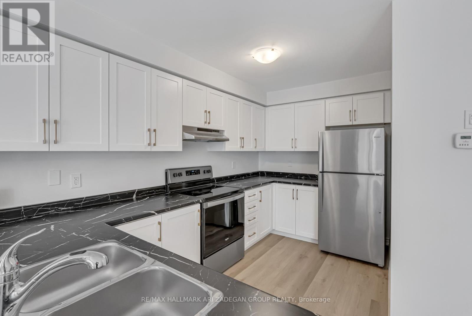 61 Dryden Lane, Hamilton, Ontario  L8H 0B6 - Photo 11 - X13236708