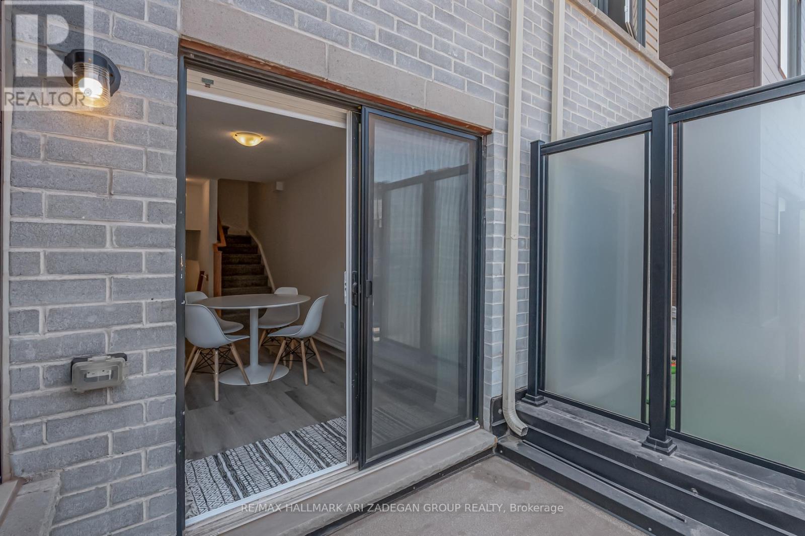 61 Dryden Lane, Hamilton, Ontario  L8H 0B6 - Photo 18 - X13236708