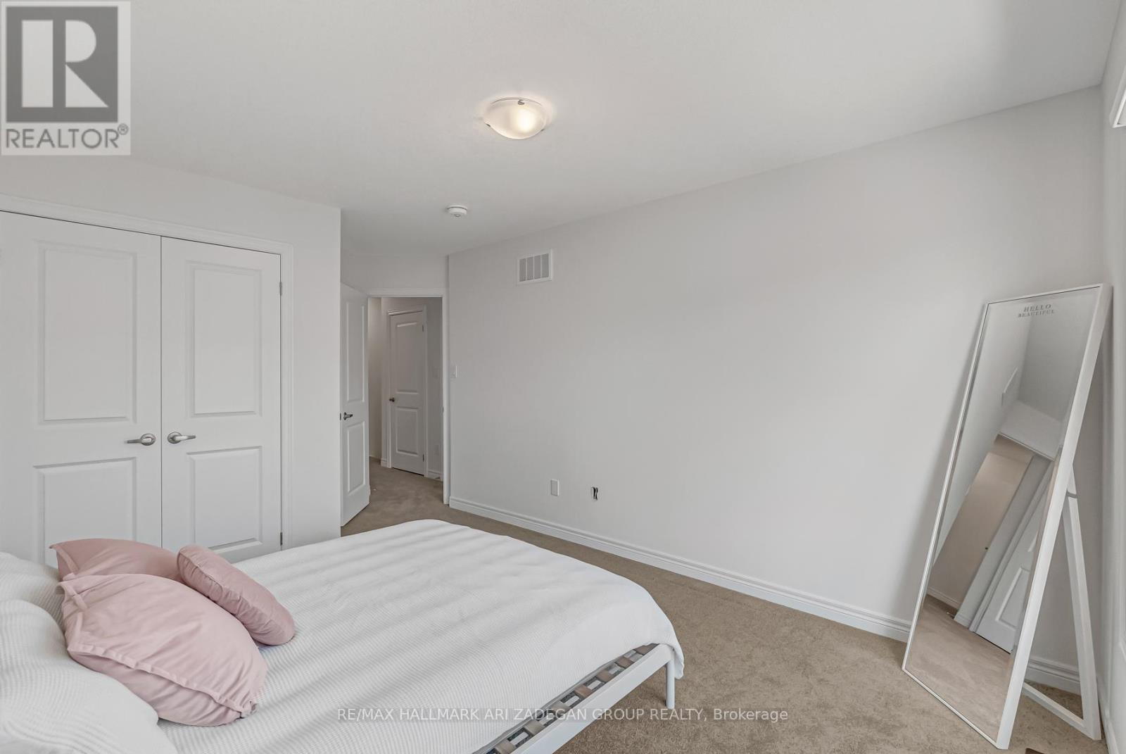 61 Dryden Lane, Hamilton, Ontario  L8H 0B6 - Photo 23 - X13236708