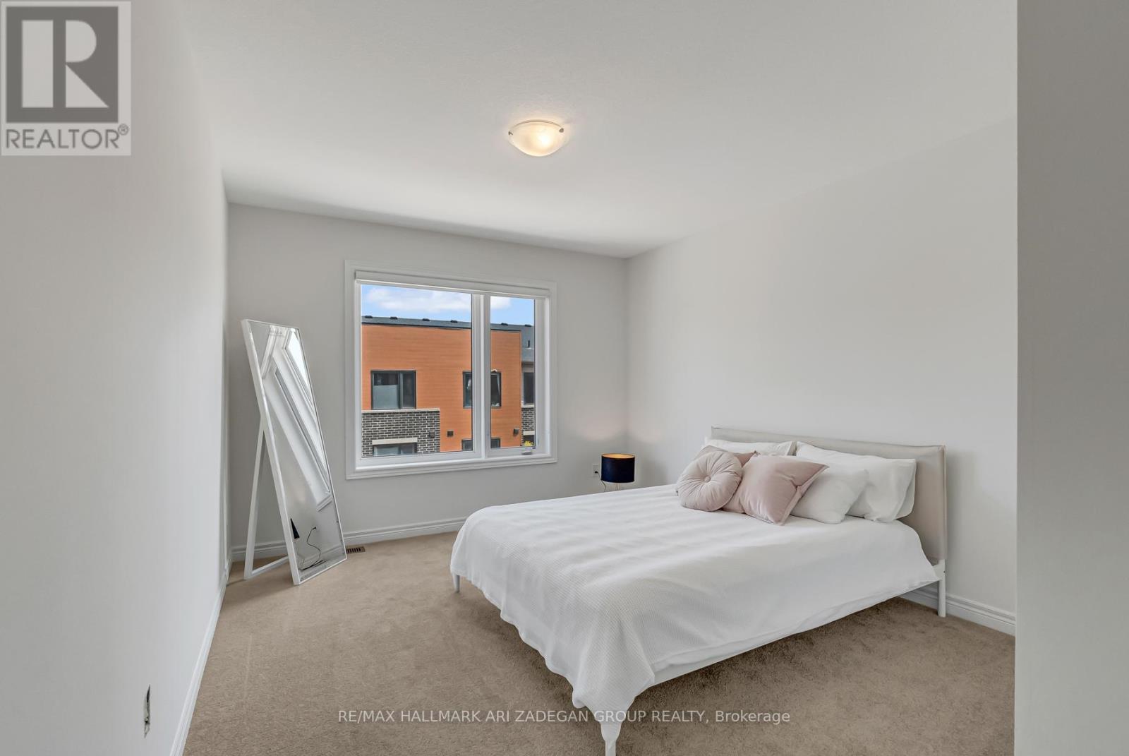 61 Dryden Lane, Hamilton, Ontario  L8H 0B6 - Photo 25 - X13236708