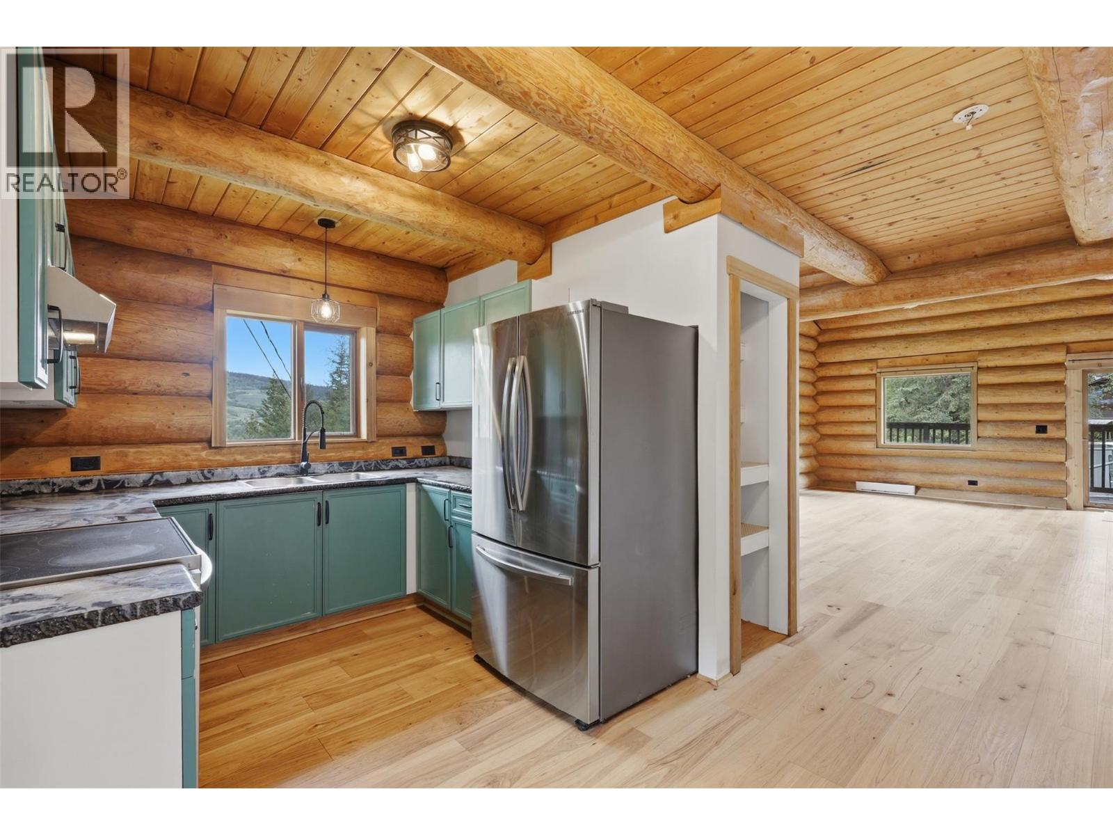 3272 Powell Road, Kamloops, British Columbia V0E 3E1 - Photo 14 - 10389820