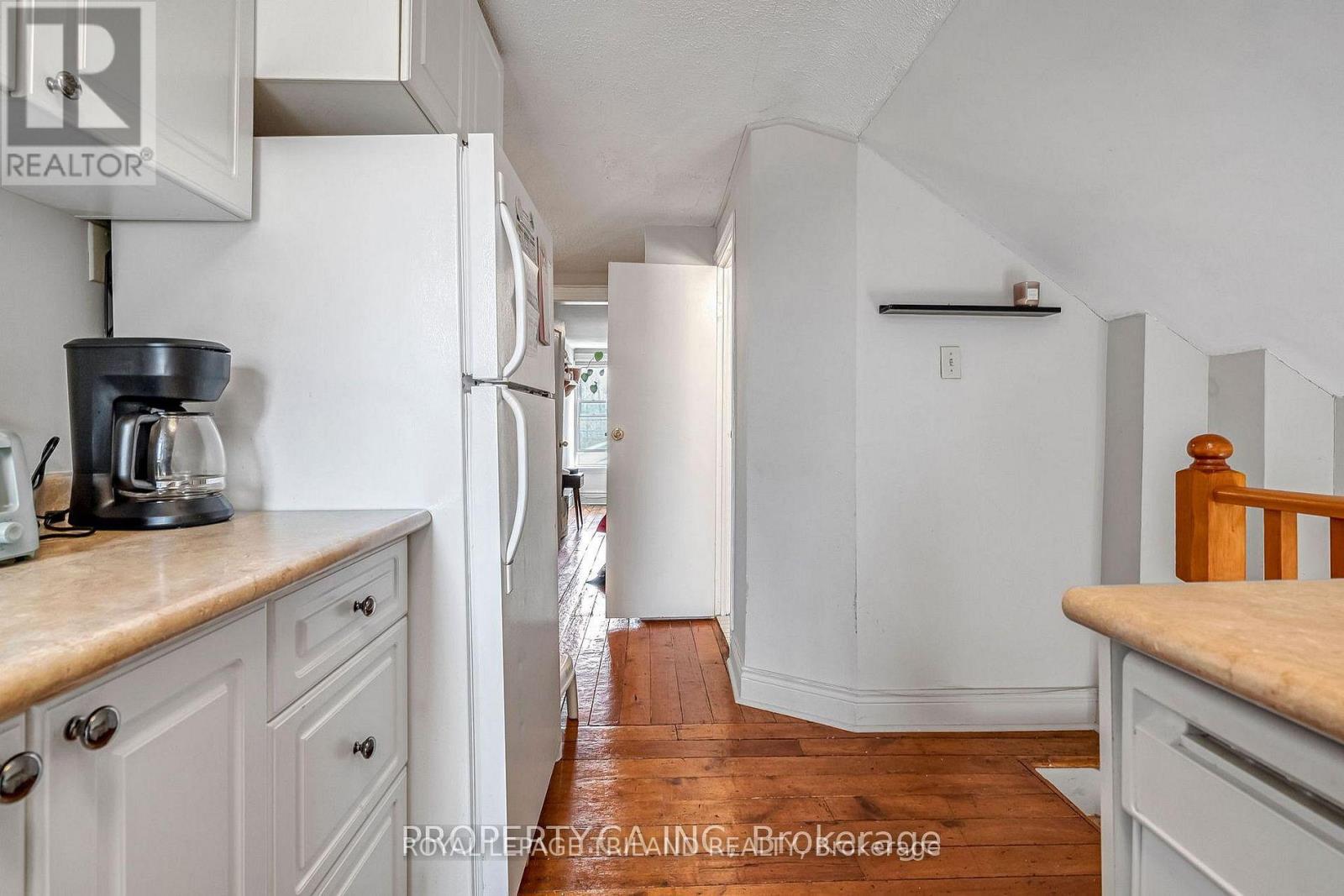 B - 23 Saunby Street, London North, Ontario  N6G 1A2 - Photo 7 - X13237048