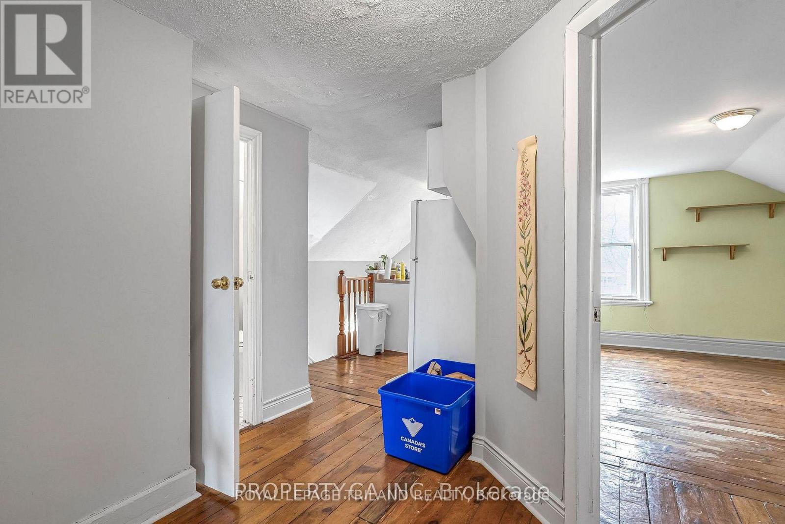 B - 23 Saunby Street, London North, Ontario  N6G 1A2 - Photo 8 - X13237048