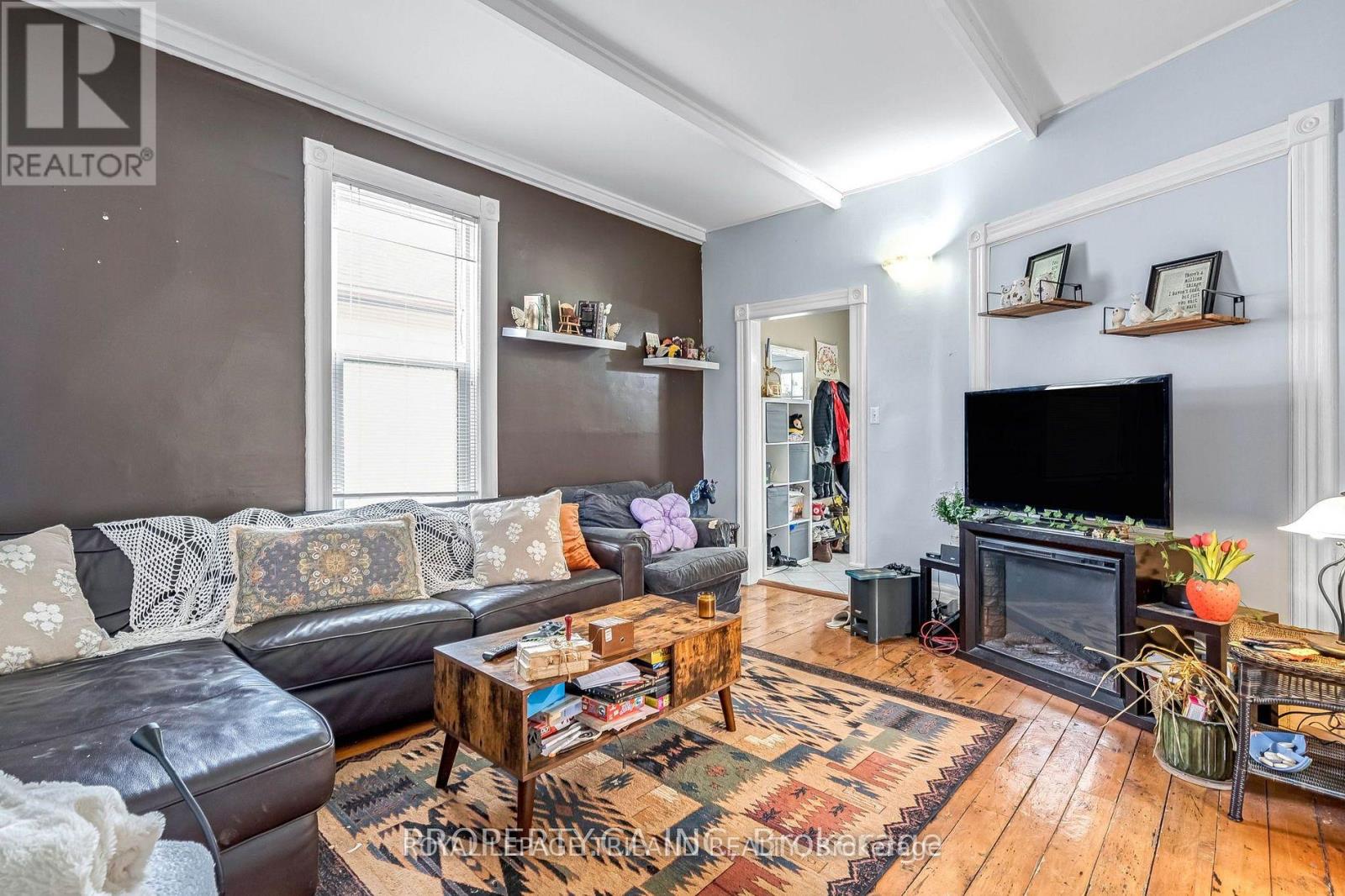 A - 23 Saunby Street, London North, Ontario  N6G 1A2 - Photo 4 - X13237054