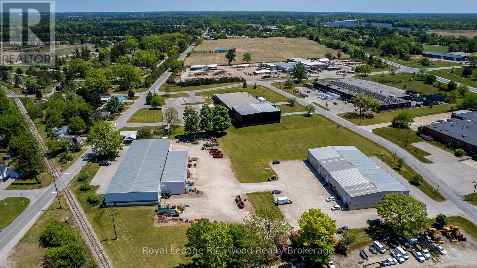 102 Spruce Street, Tillsonburg, Ontario  N4G 5V3 - Photo 13 - X12495542