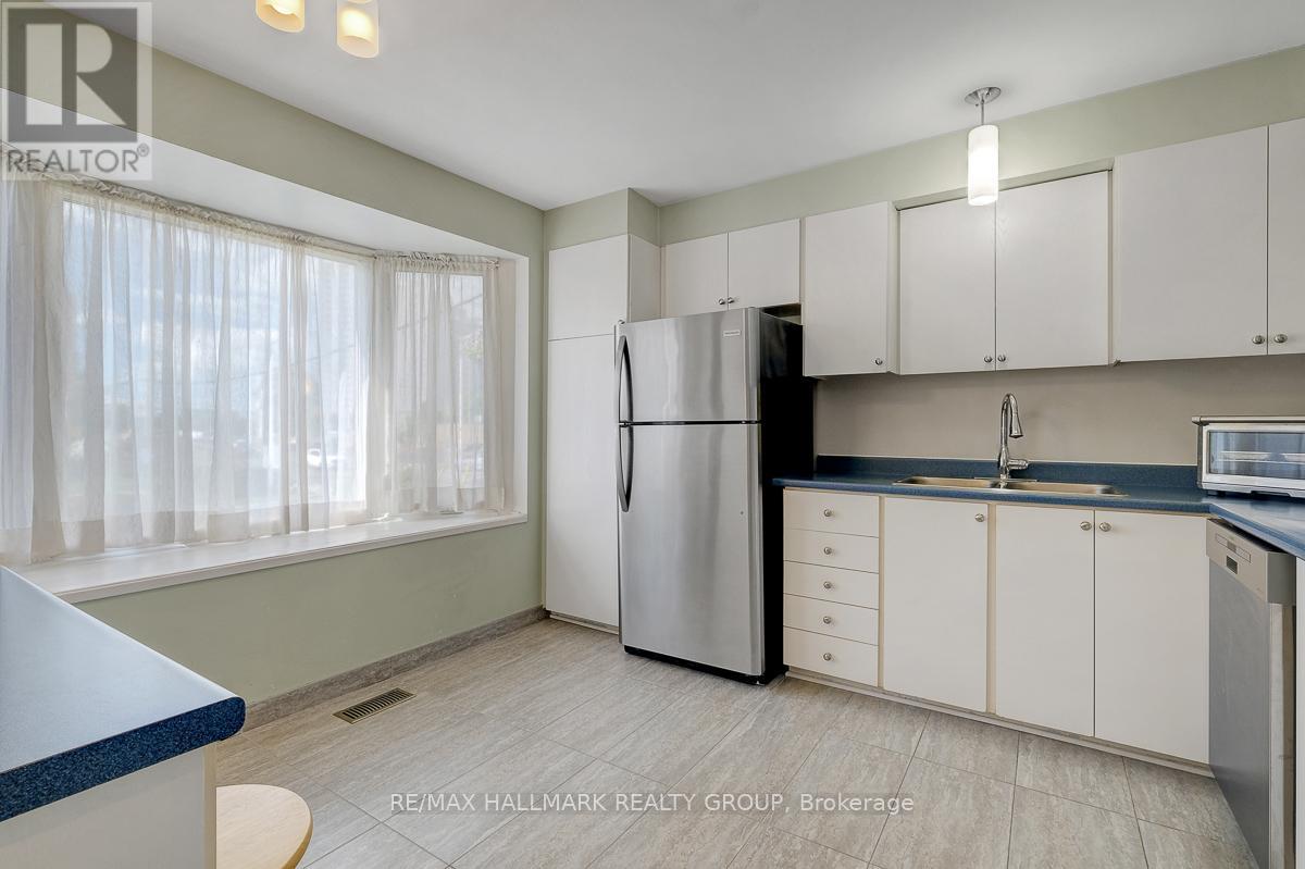 10 Greenbank Road, Ottawa, Ontario  K2H 5T9 - Photo 16 - X13236870