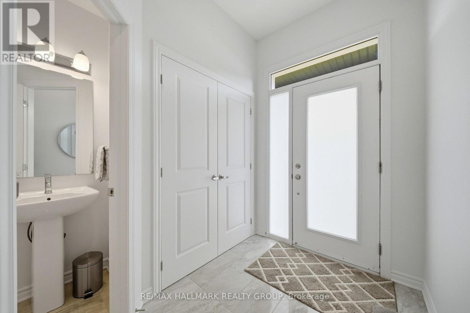 278 Livery Street, Ottawa, Ontario  K2V 0S1 - Photo 2 - X13236962
