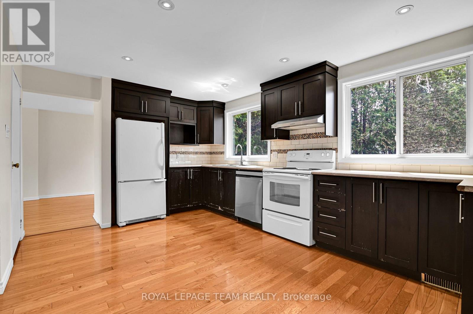 114 Chesterton Drive, Ottawa, Ontario  K2E 5T6 - Photo 12 - X13237014