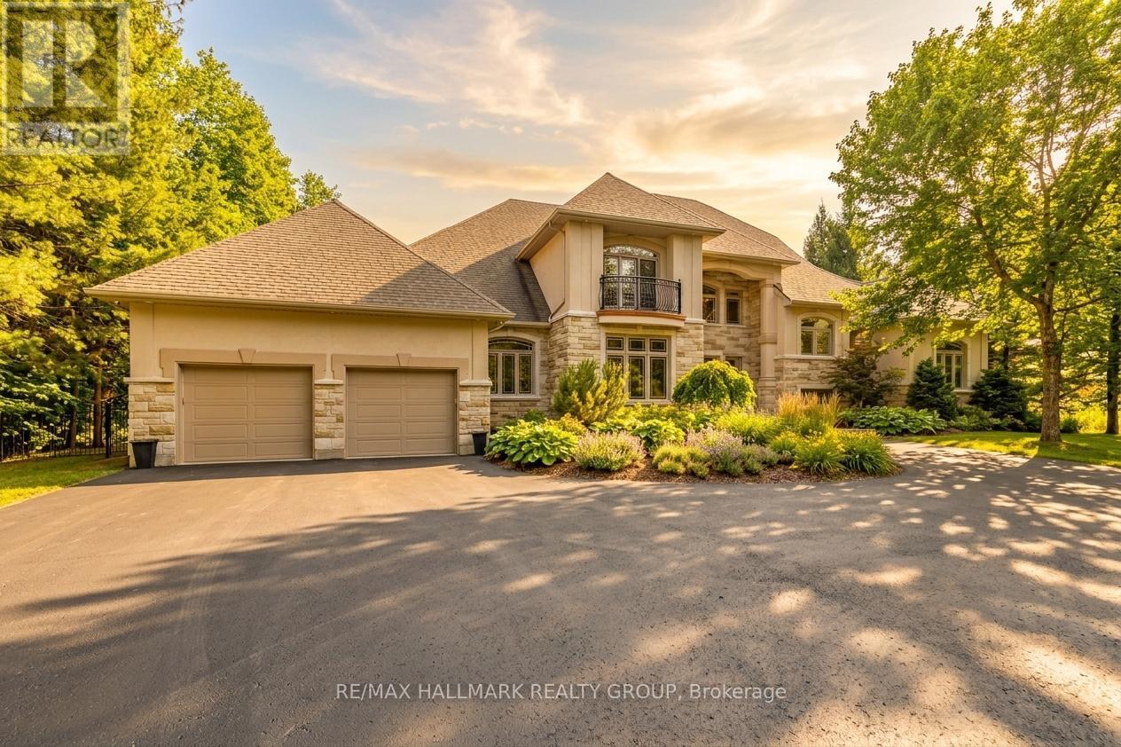 5800 QUEENSCOURT CRESCENT, Ottawa, Ontario
