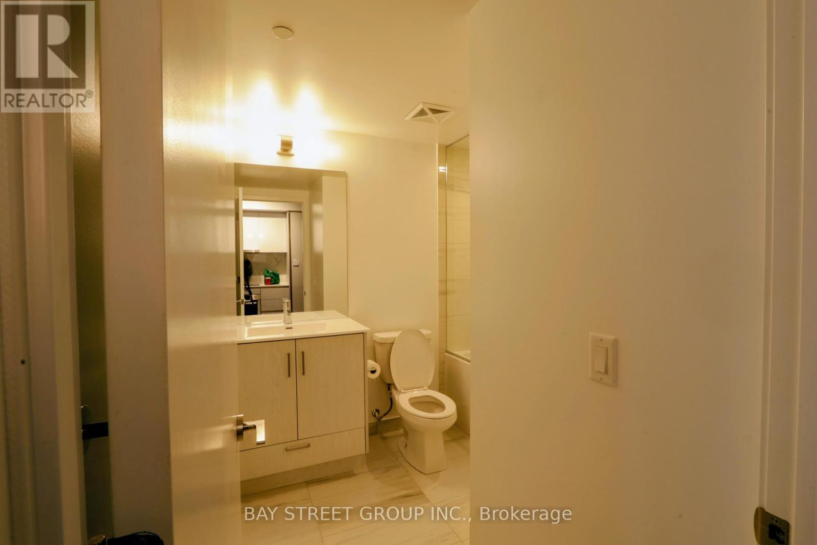 919 - 180 Front Street E, Toronto, Ontario  M5A 0K9 - Photo 10 - C13236434