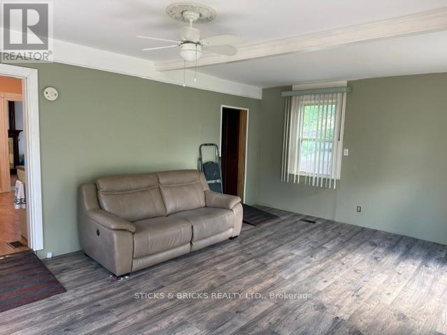 12 Cross Street, St. Catharines, Ontario  L2R 2W5 - Photo 12 - X13236908