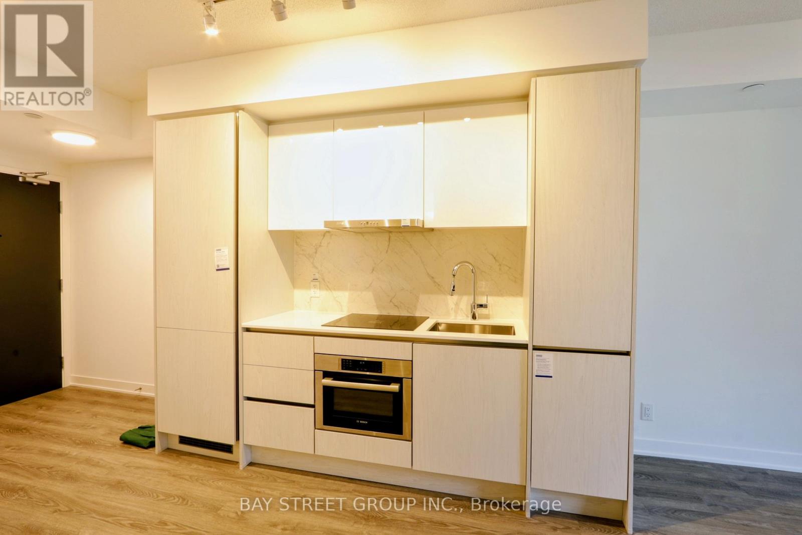 919 - 180 Front Street E, Toronto, Ontario  M5A 0K9 - Photo 6 - C13236434