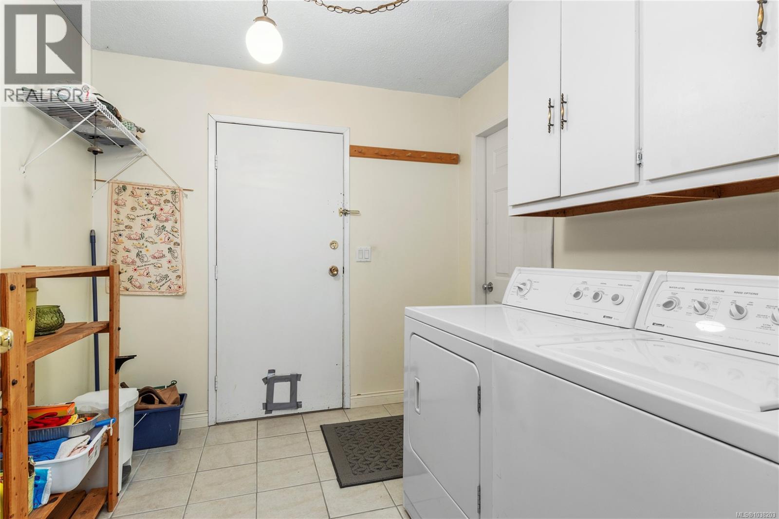 1829 Galerno Rd, Campbell River, British Columbia  V9W 5W7 - Photo 17 - 1038203