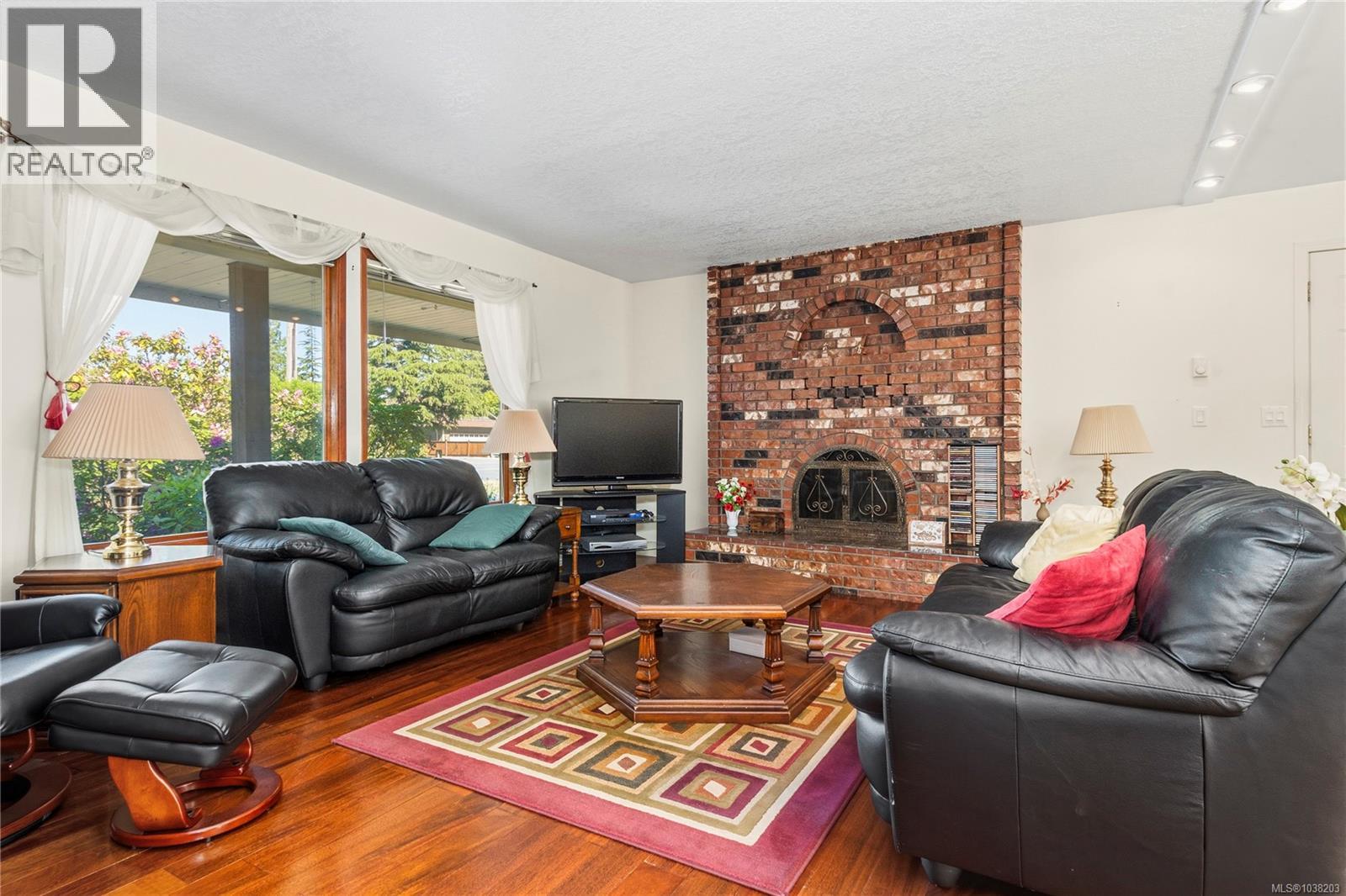 1829 Galerno Rd, Campbell River, British Columbia  V9W 5W7 - Photo 5 - 1038203