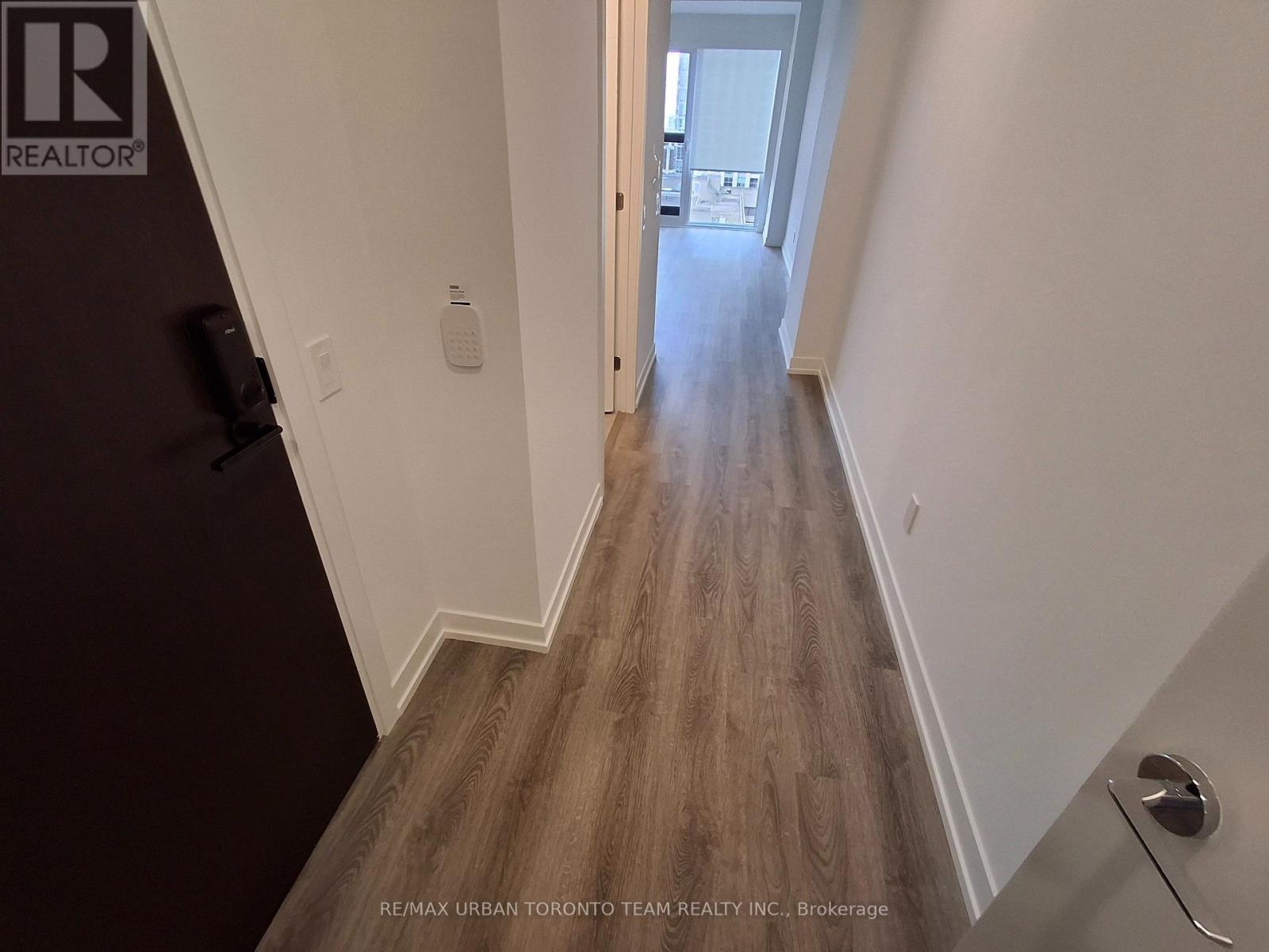 2111 - 771 Yonge Street, Toronto, Ontario  M4W 2G4 - Photo 10 - C13236852