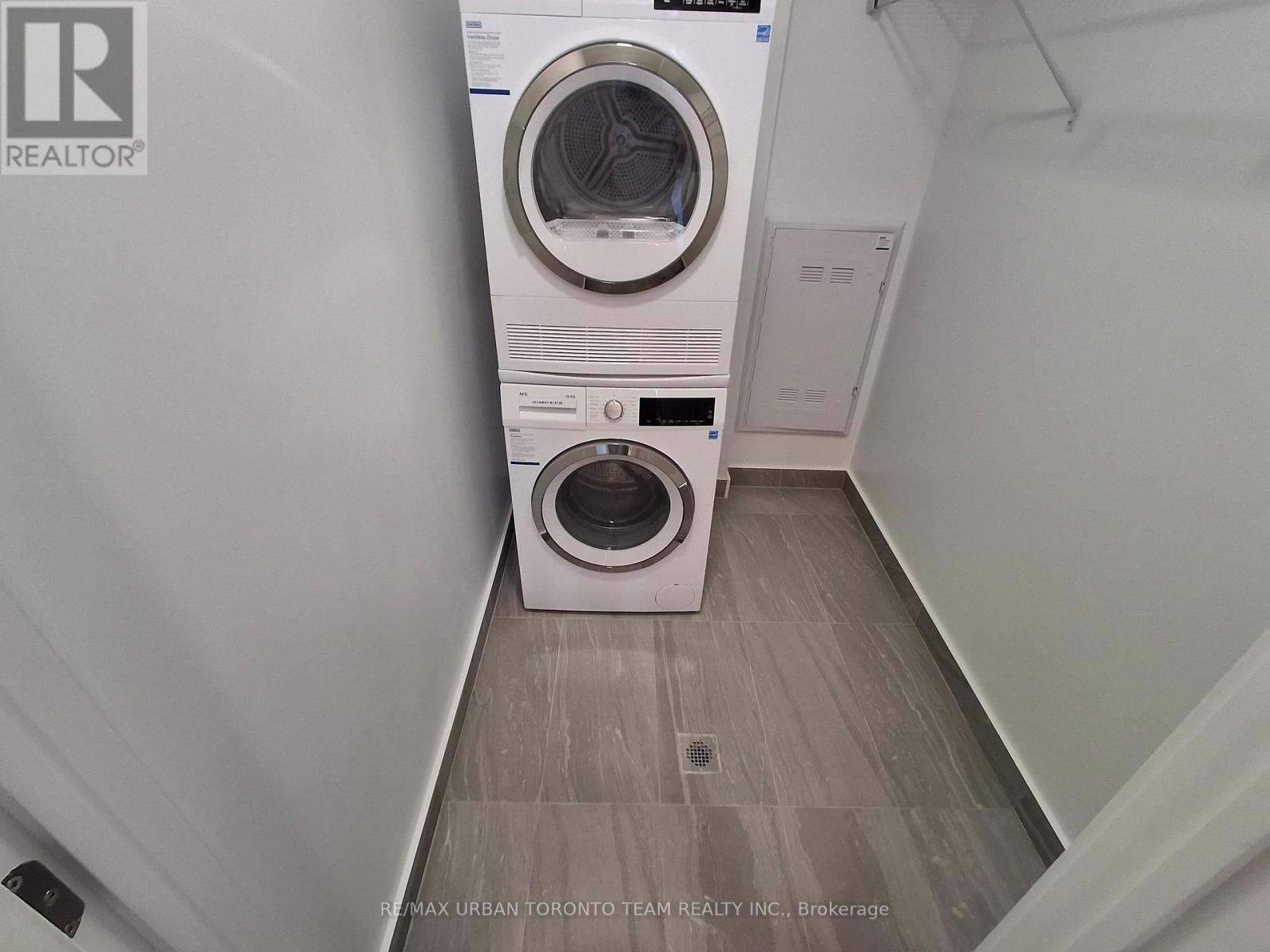 2111 - 771 Yonge Street, Toronto, Ontario  M4W 2G4 - Photo 13 - C13236852