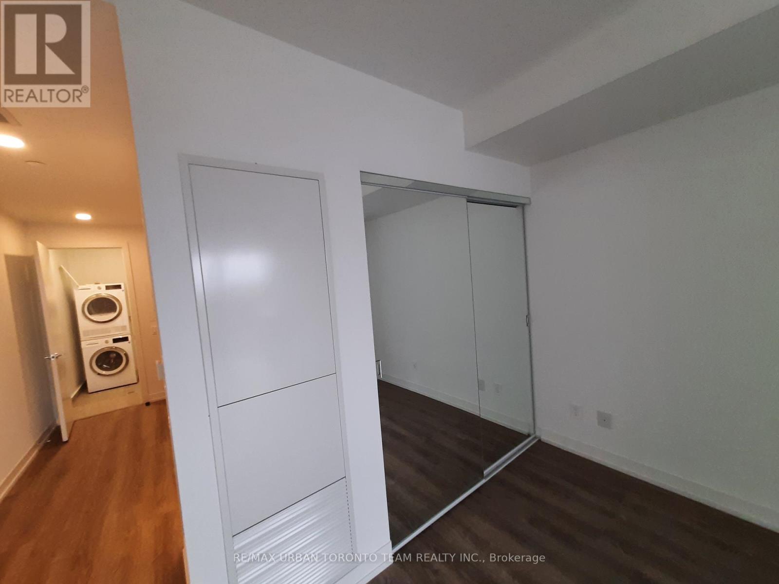 2111 - 771 Yonge Street, Toronto, Ontario  M4W 2G4 - Photo 9 - C13236852
