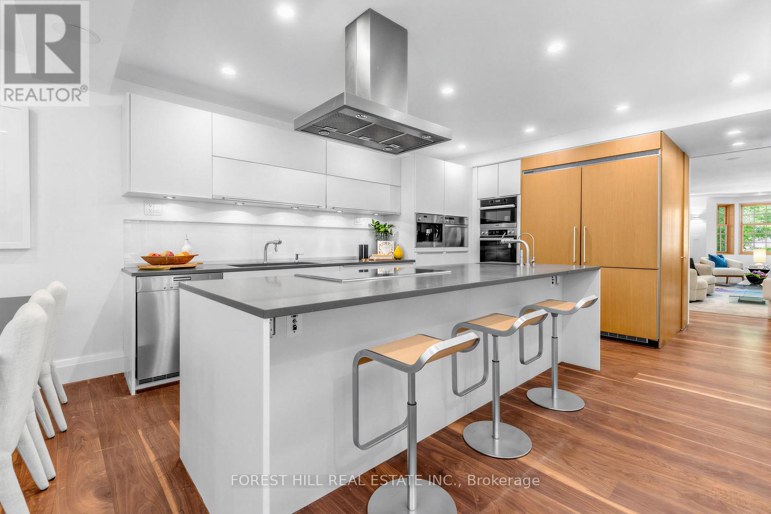 309 LONSDALE ROAD Toronto (Casa Loma), ON M4V 1X3