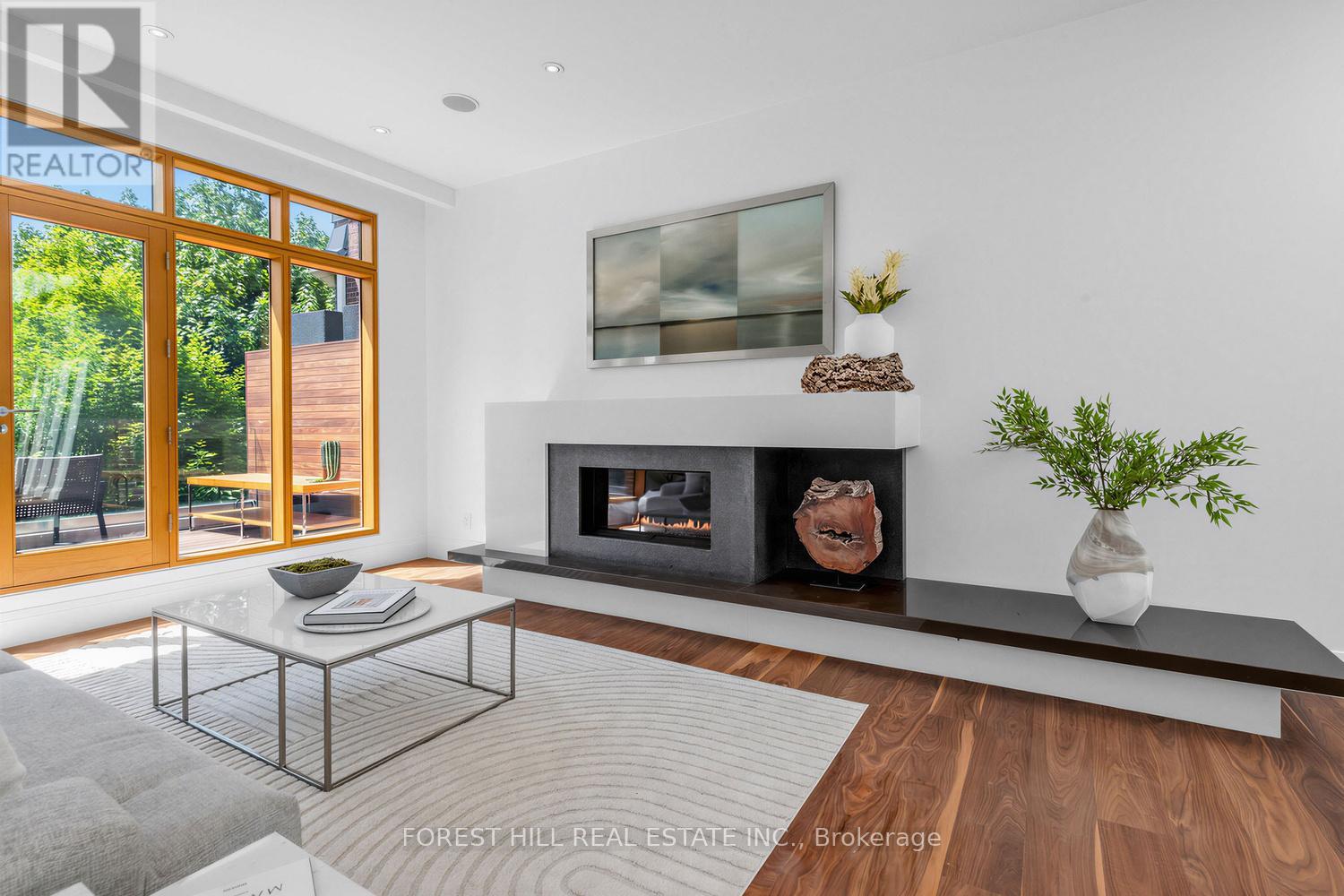 309 LONSDALE ROAD Toronto (Casa Loma), ON M4V 1X3