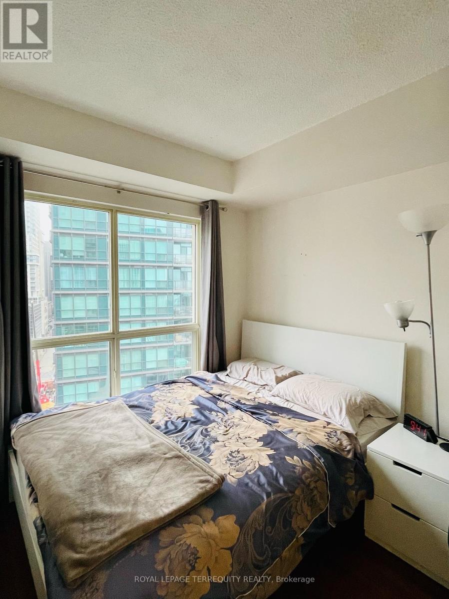 1412 - 25 The Esplanade, Toronto, Ontario  M5E 1W5 - Photo 8 - C13236996