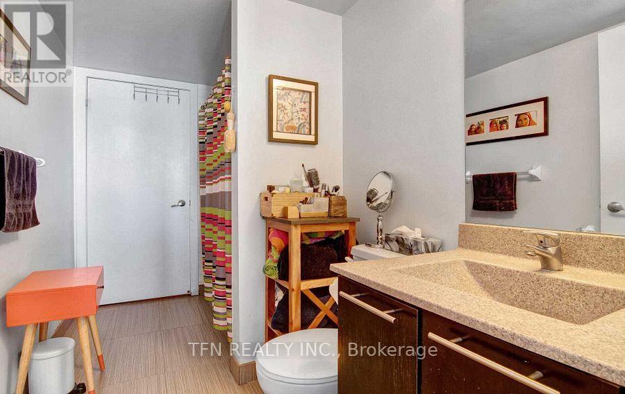 1723 - 38 Joe Shuster Way, Toronto, Ontario  M6K 0A5 - Photo 12 - C13237066