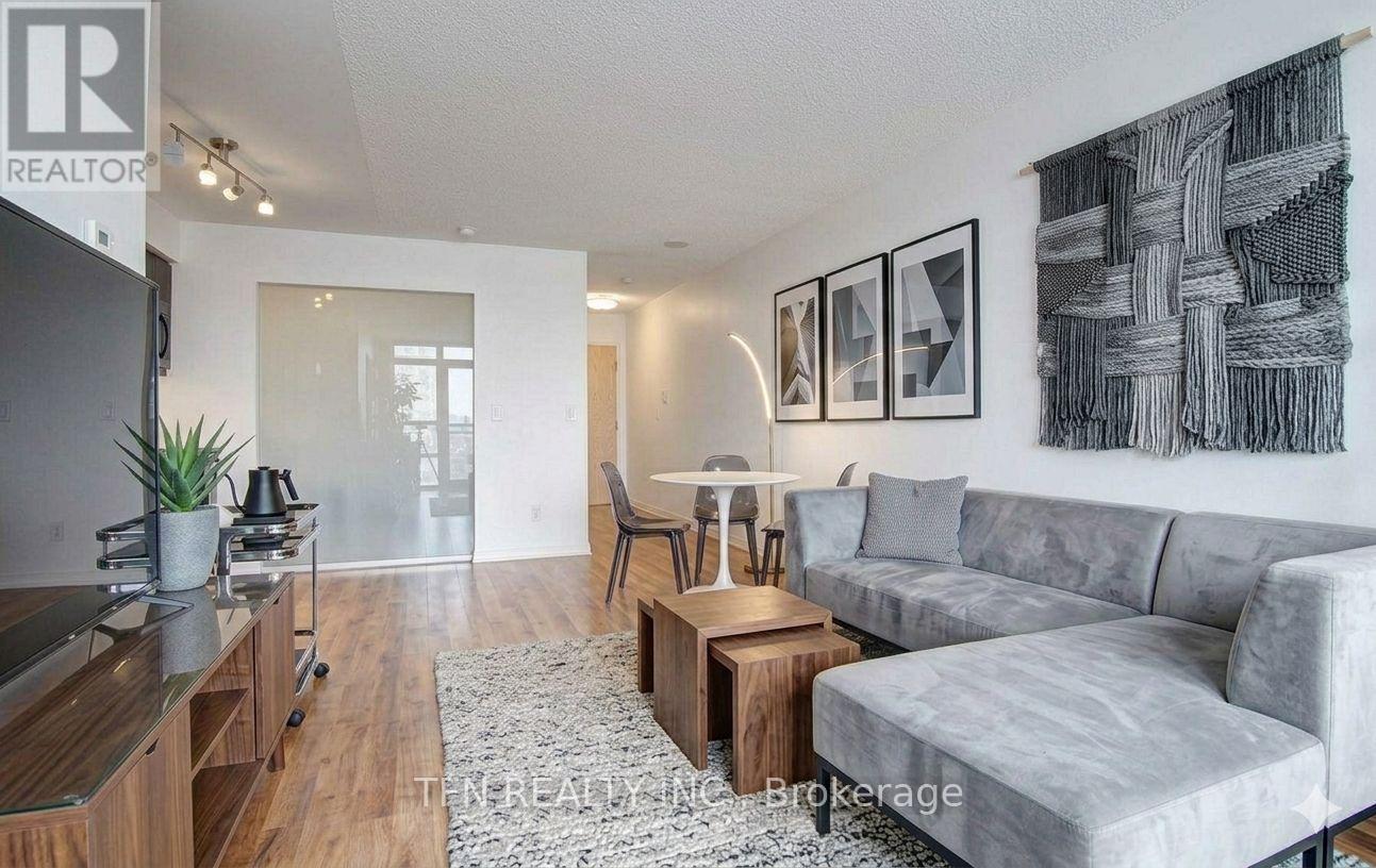 1723 - 38 Joe Shuster Way, Toronto, Ontario  M6K 0A5 - Photo 3 - C13237066