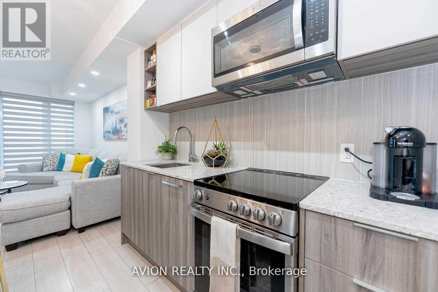 336 - 31 Tippett Road, Toronto, Ontario  M3H 0C8 - Photo 7 - C13237104