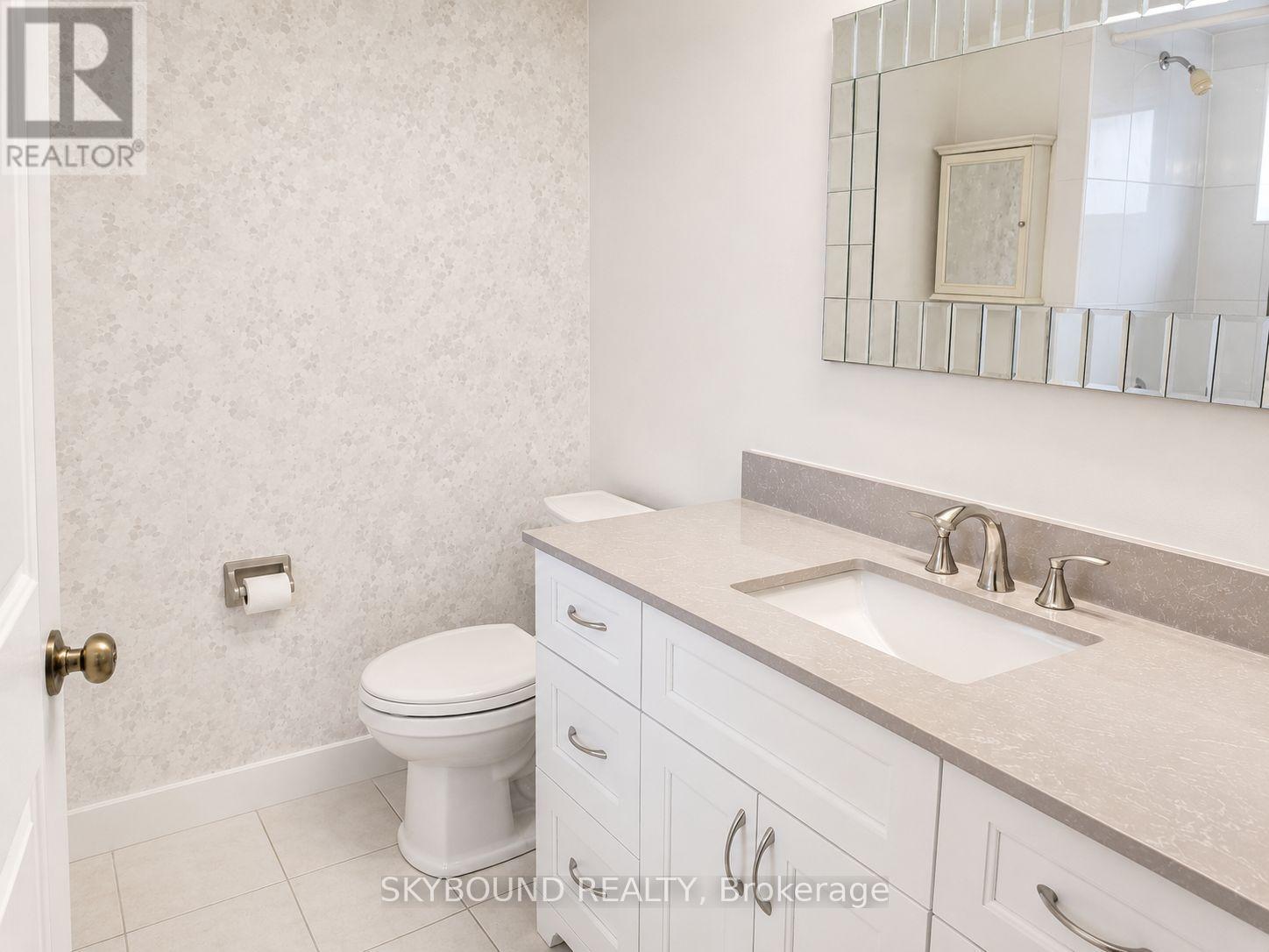 301 - 1360 Rathburn Road, Mississauga, Ontario  L4W 4H4 - Photo 36 - W13172900