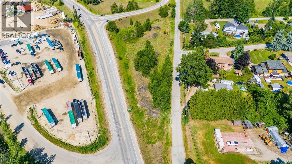 2170 Bayview Road, Castlegar, British Columbia