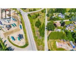 2170 Bayview Road, Castlegar, British Columbia