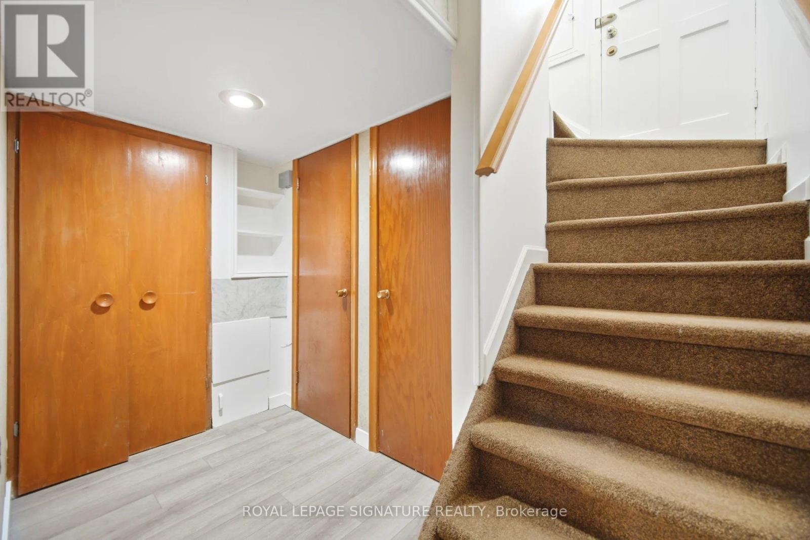 16 King Georges Drive, Toronto, Ontario  M6M 2G9 - Photo 30 - W13236846