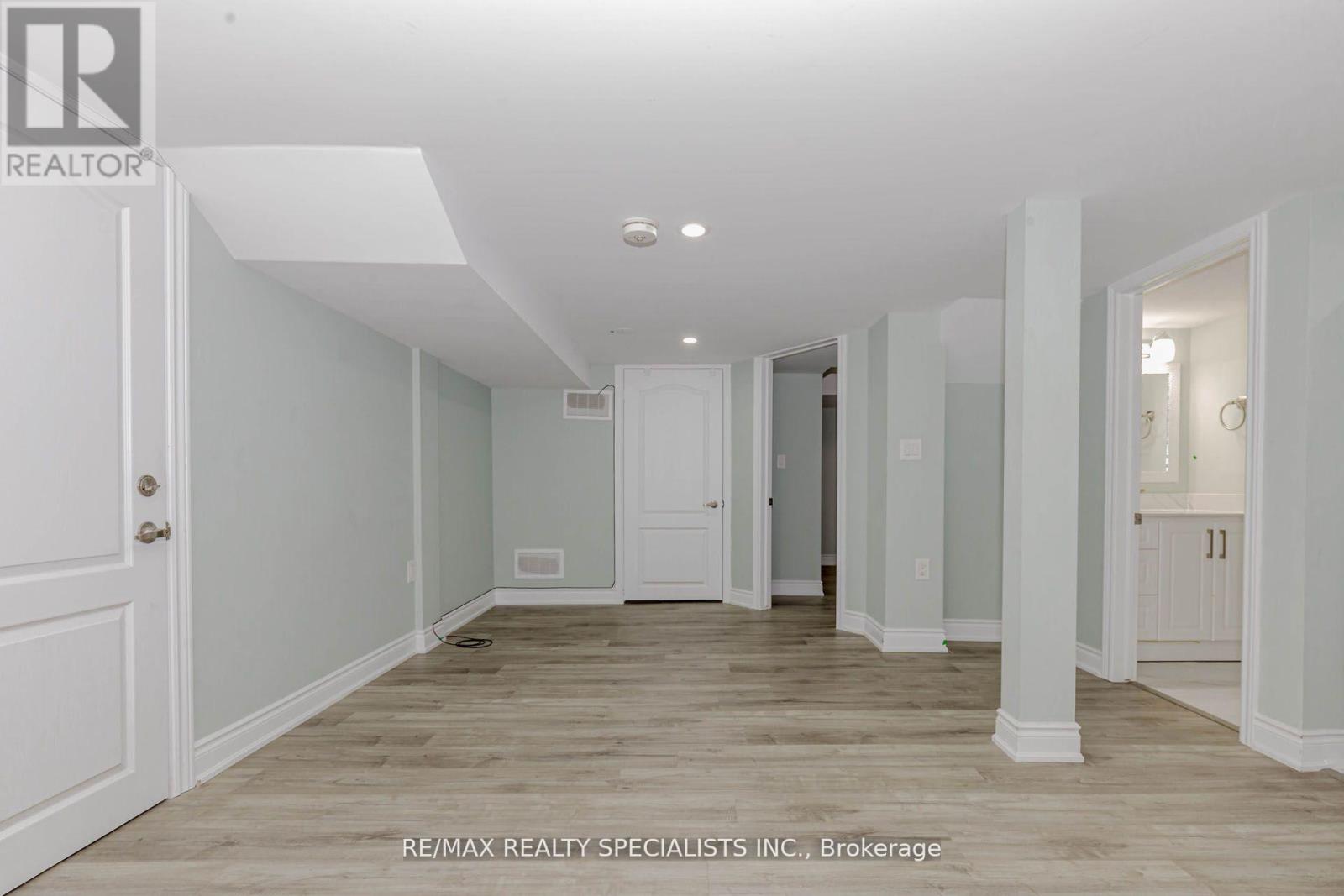 B - 74 Clockwork Drive, Brampton, Ontario L7A 5J1 - Photo 10 - W13236850