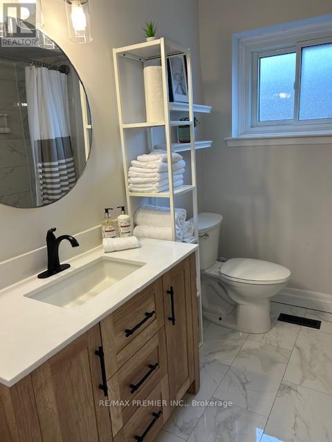 235 Louis Drive, Mississauga, Ontario  L5B 1Z1 - Photo 13 - W13236878