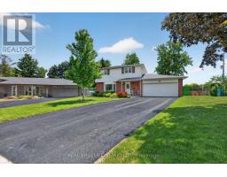 10 ESSEX PLACE, Brampton, Ontario