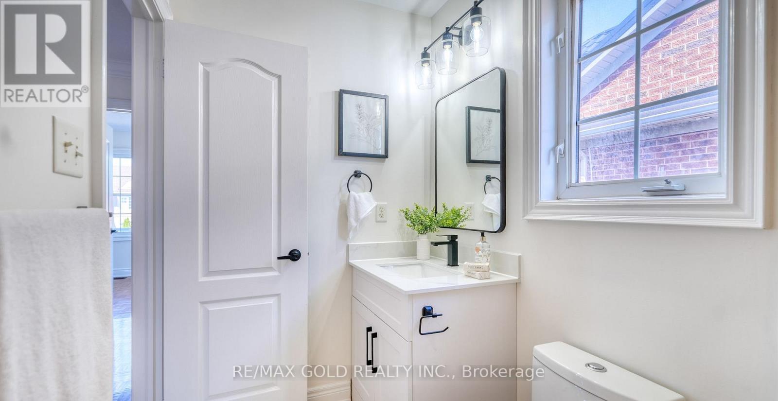 28 Prada Court, Brampton, Ontario  L6P 2K1 - Photo 35 - W13236948