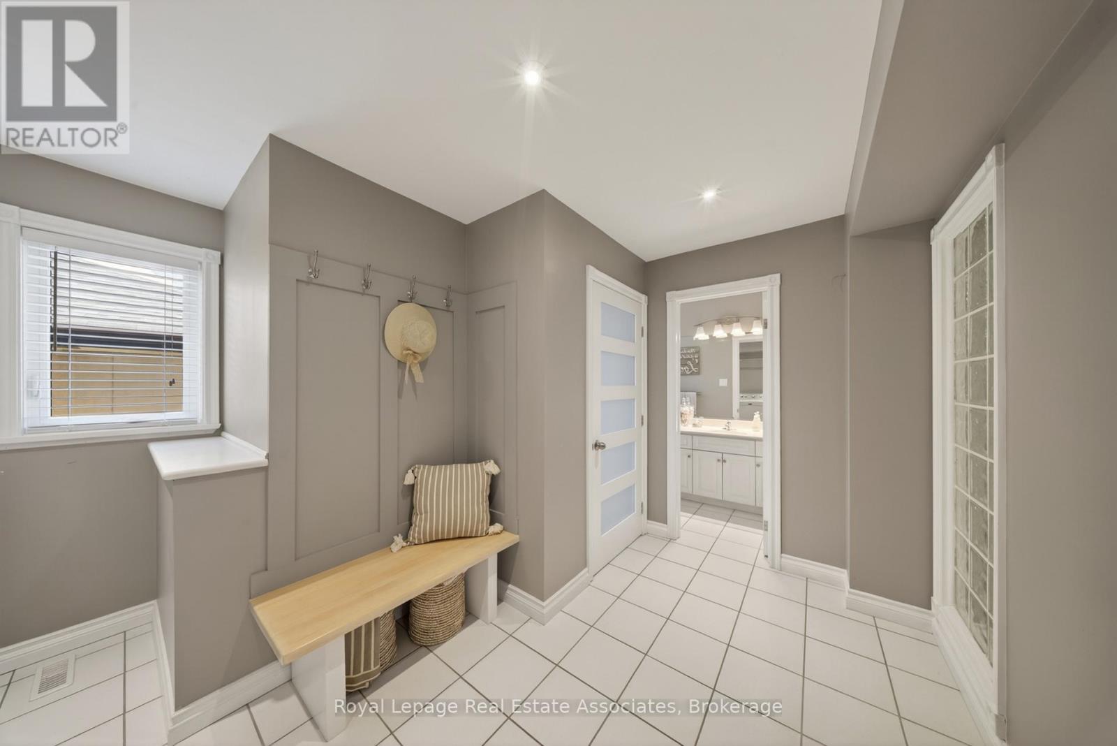 48 Hudson Drive, Brampton, Ontario  L6Y 2N7 - Photo 18 - W13236978