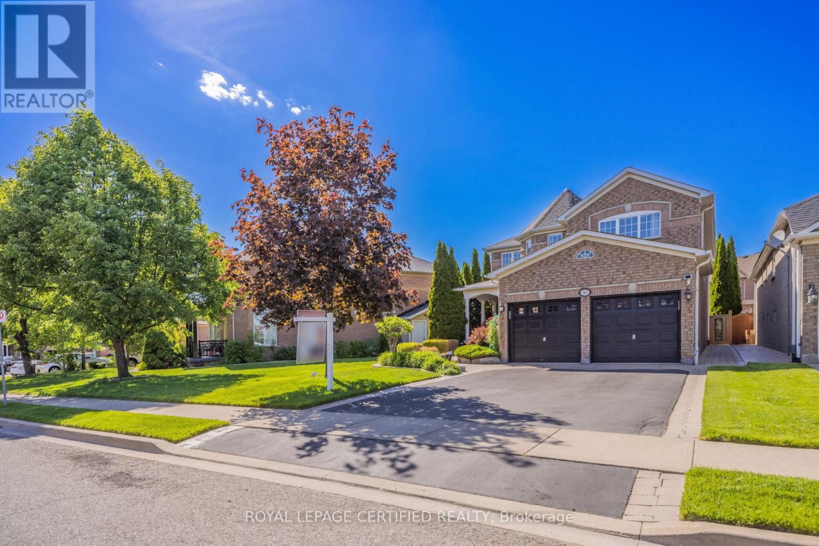 141 Vintage Gate, Brampton, Ontario  L6X 5B2 - Photo 2 - W13237030