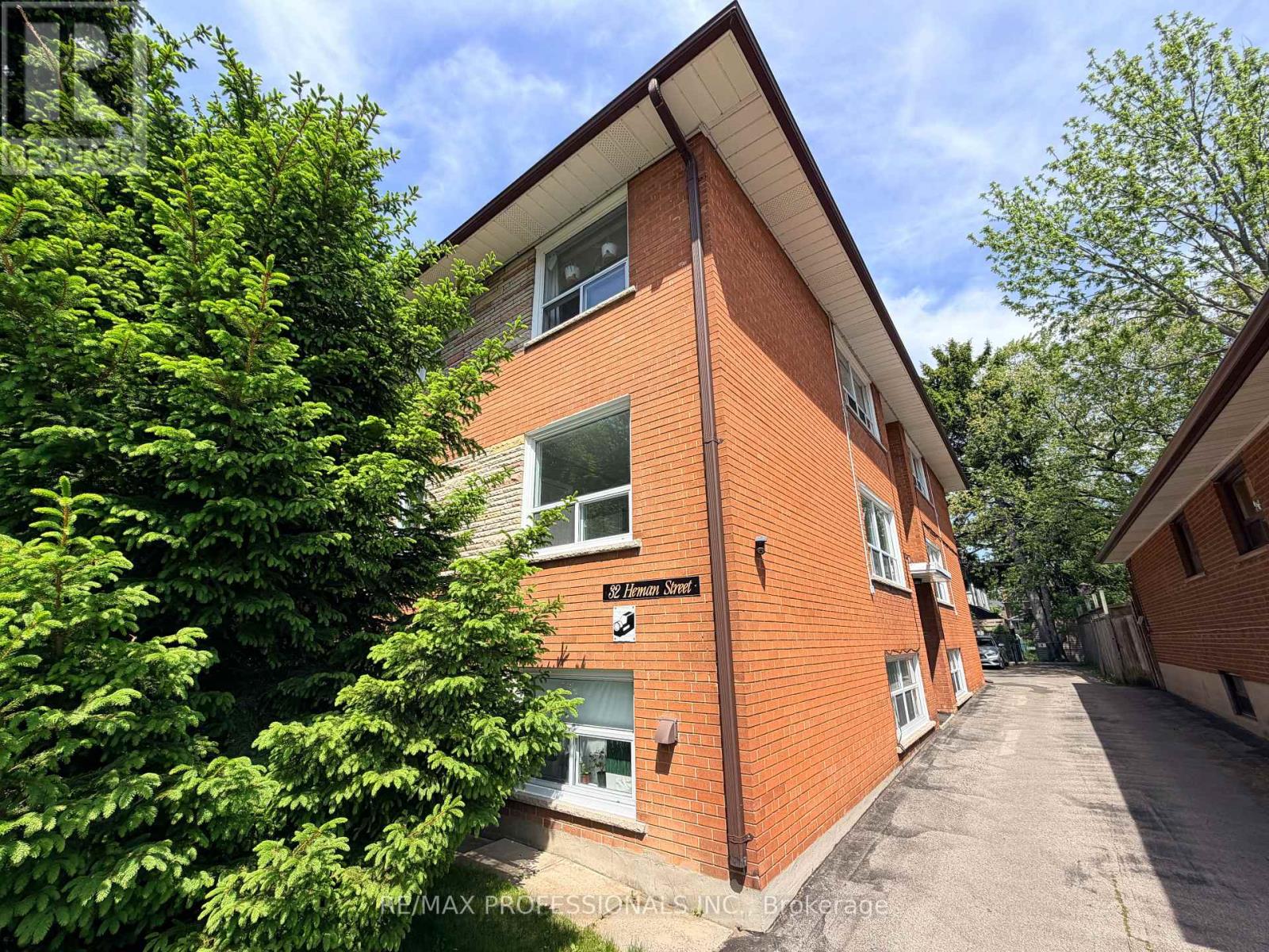 3 - 32 Heman Street, Toronto, Ontario  M8V 1X5 - Photo 18 - W13237080