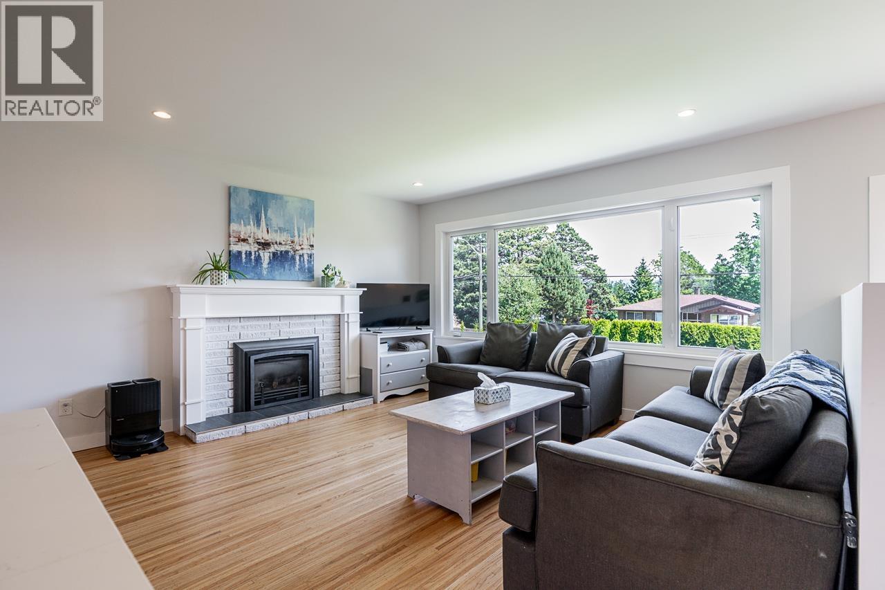 1616 Eastern Drive, Port Coquitlam, British Columbia  V3C 2T3 - Photo 6 - R3131564