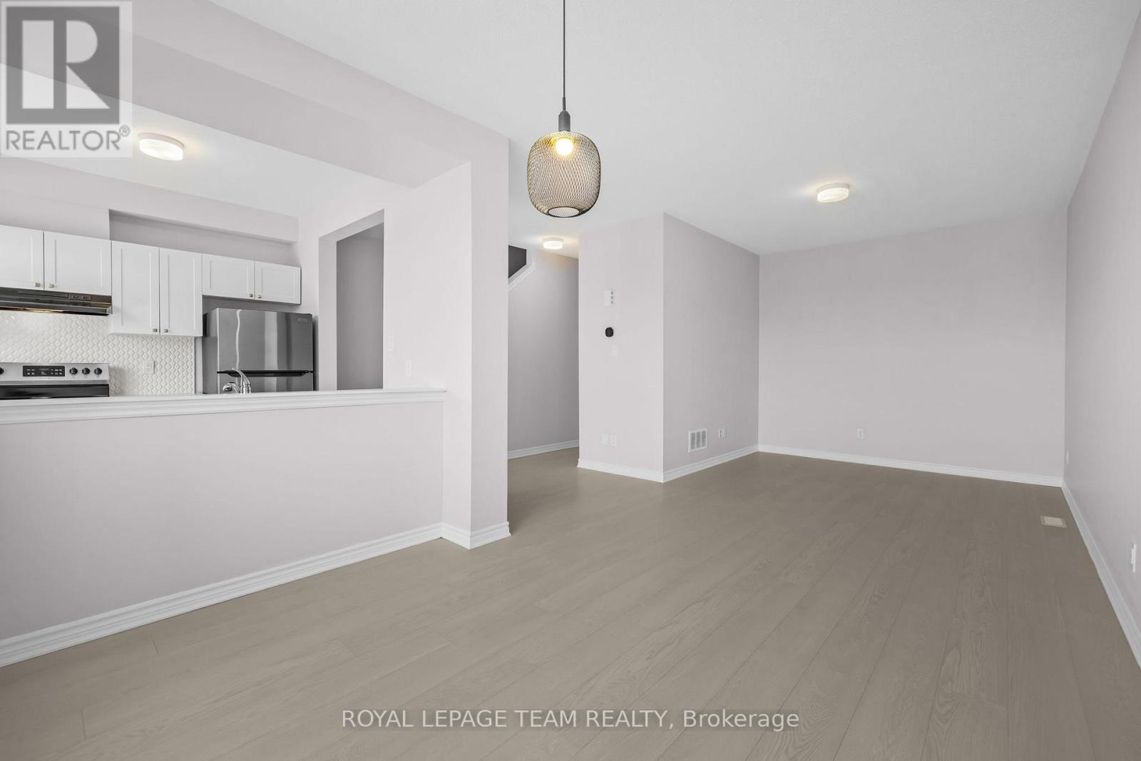 53 Lentago Avenue, Ottawa, Ontario  K2J 7A1 - Photo 5 - X13237150