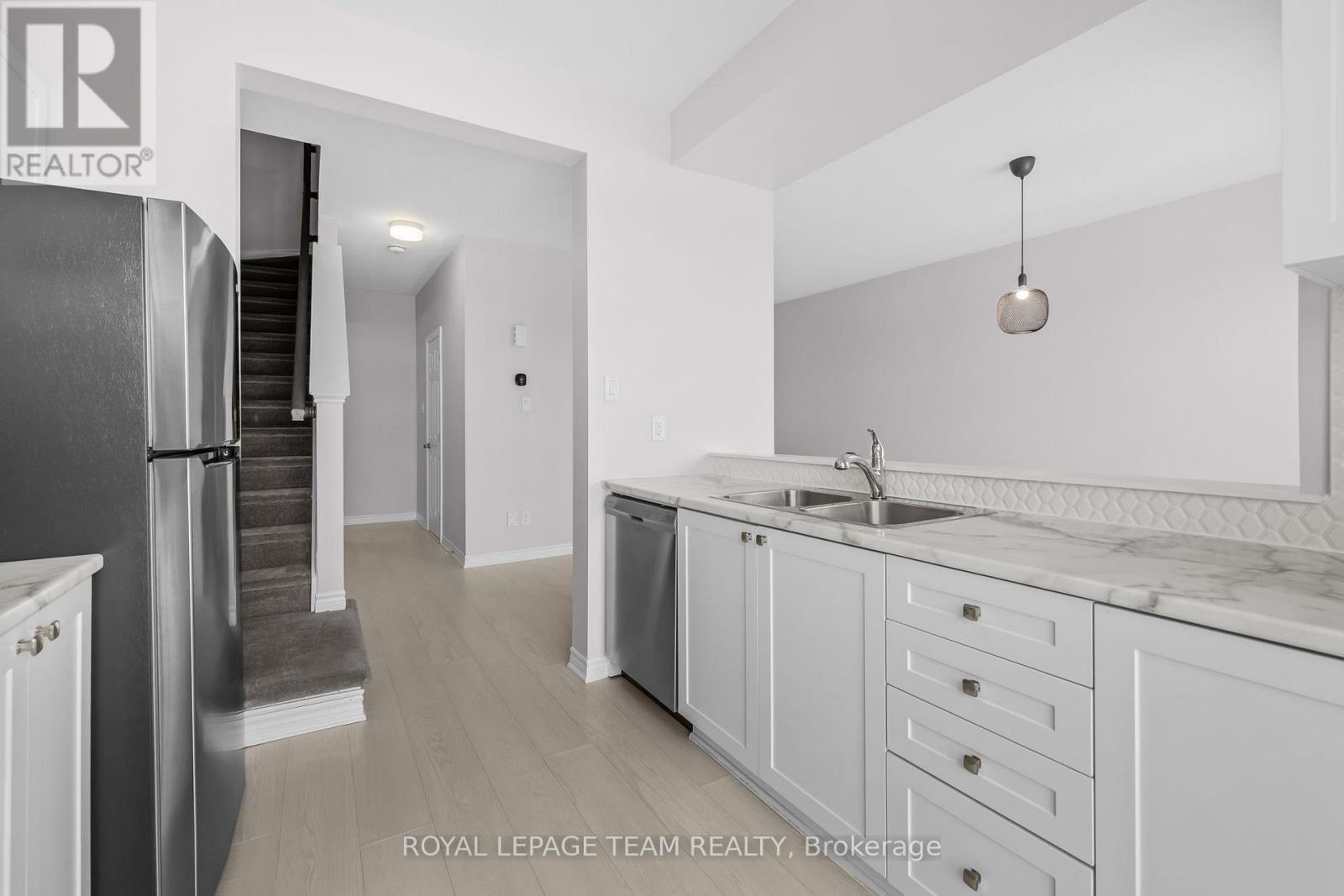 53 Lentago Avenue, Ottawa, Ontario  K2J 7A1 - Photo 8 - X13237150